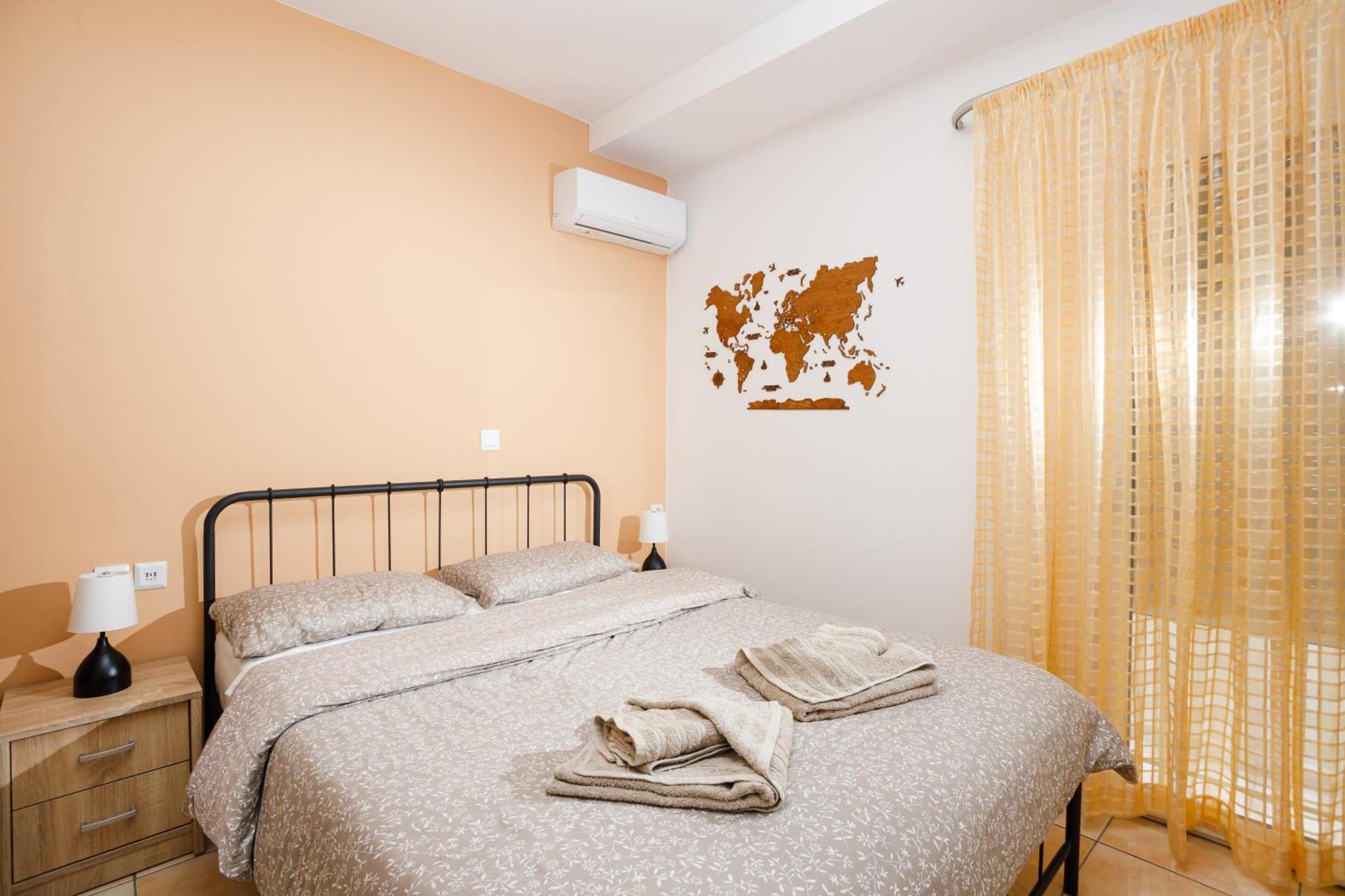 Sunrise Apartment Iraklion Buitenkant foto